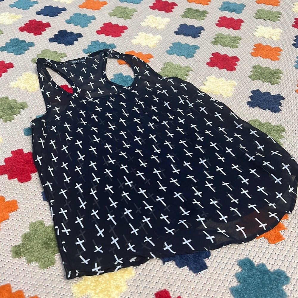 ✨5 for 25 Sale✨ Y2K Sheer cross tank top